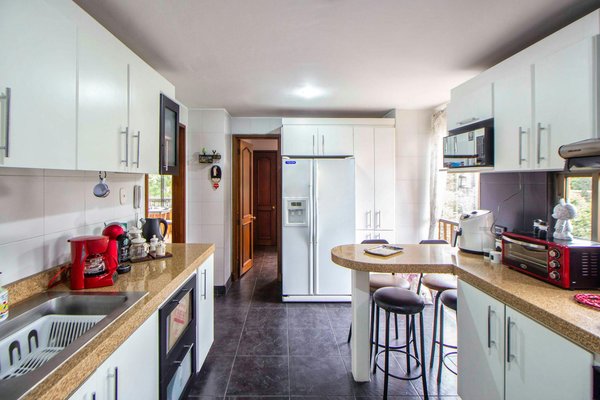 Aménager l'espace de votre cabine de piscine pour un maximum de confort